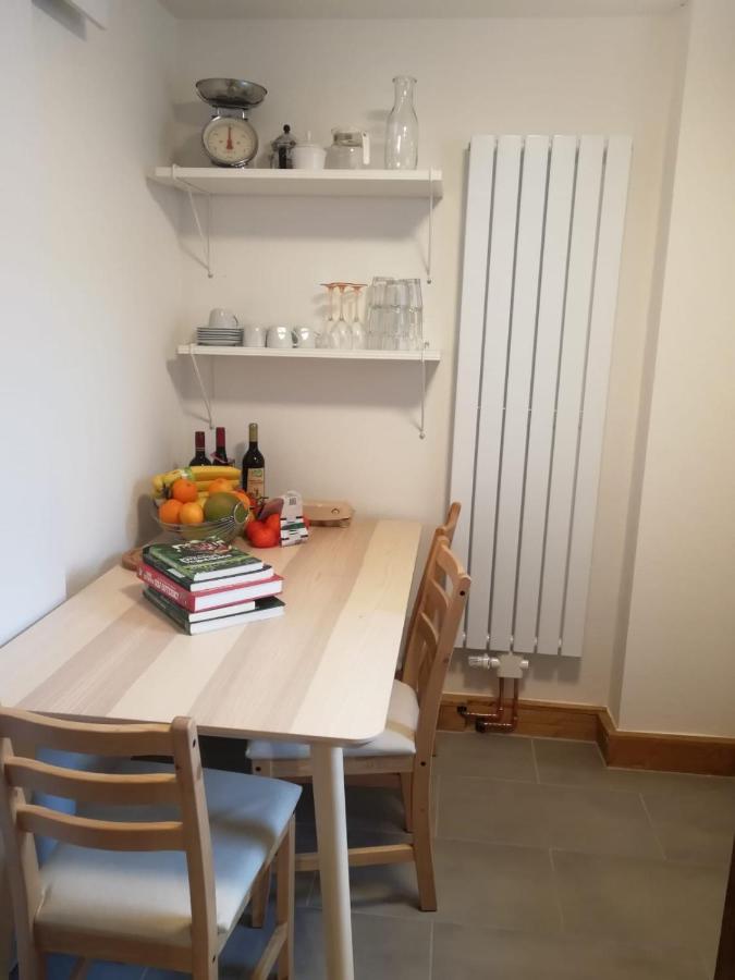 Kleine Galerie Apartment Fuer 3 Mit Kueche Kamin Netflix Parken Und Hofladen Steinhofel Zewnętrze zdjęcie