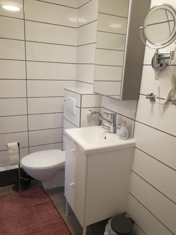 Kleine Galerie Apartment Fuer 3 Mit Kueche Kamin Netflix Parken Und Hofladen Steinhofel Zewnętrze zdjęcie